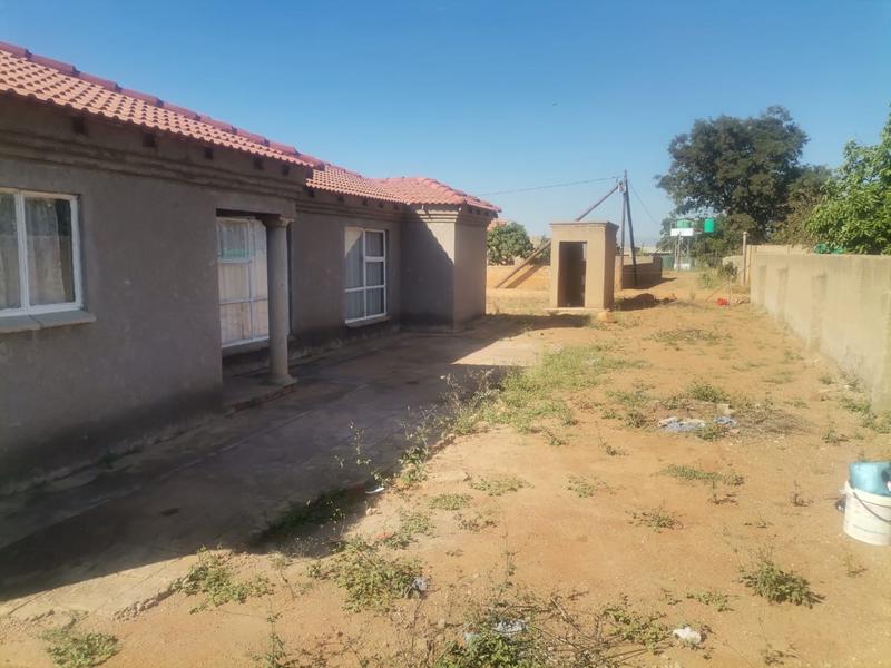 2 Bedroom Property for Sale in Kgabalatsane North West